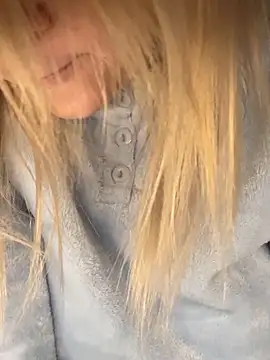 Živý XXX chat LaRa_forU