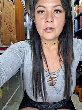 Niidia élő XXX-chatje