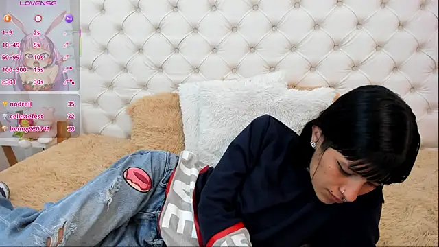 esmeralda06's Live XXX Chat