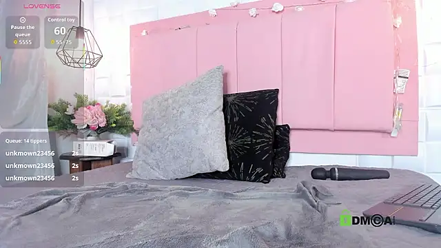 Živý XXX chat Lunaamorena_