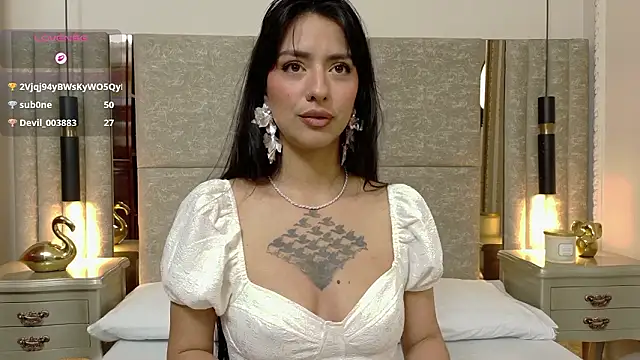 Penelope-Cross 即時 XXX 聊天