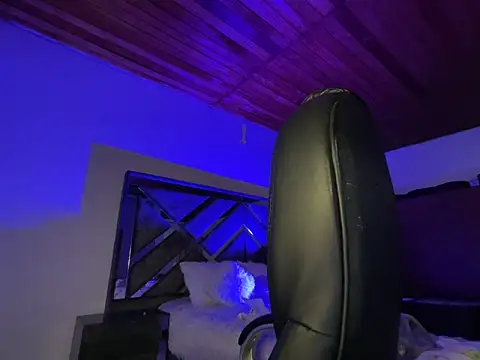 allisonn_parker26 Chat XXX in diretta