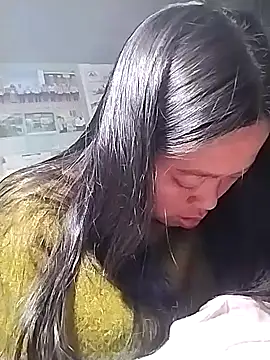 AlilaK2 Live XXX-chat