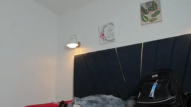 yago_77 Live XXX-Chat