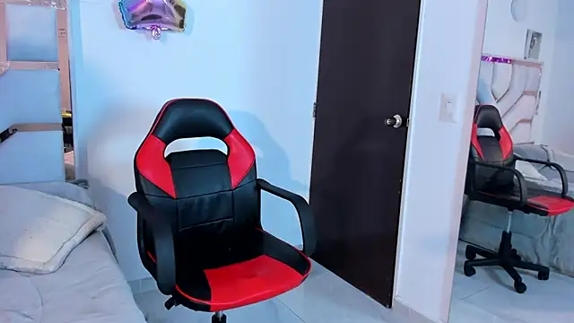 Curlystartt Webcam Show