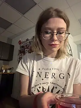 Ivy_Allen: απευθείας συνομιλία ΧΧΧ