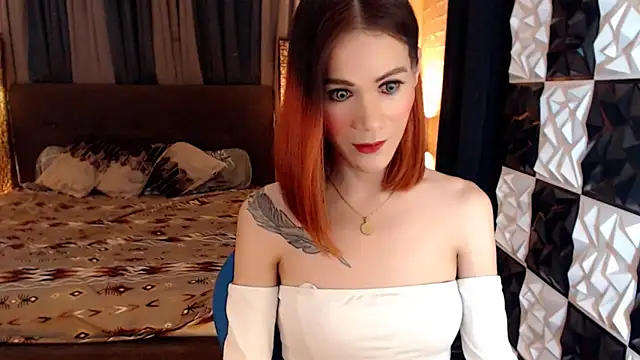 MonstrousCockDiva Show Webcam