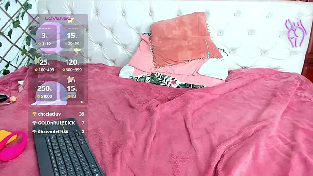 Andrea_Williams24 Chat XXX in diretta