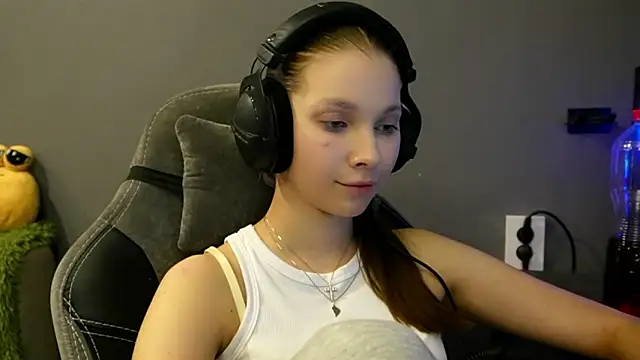 Softixq's Live XXX Chat