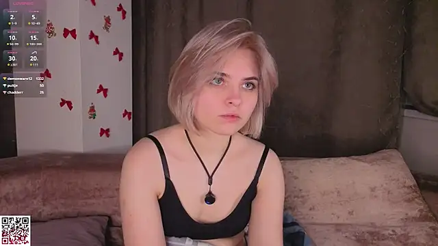 Chat +18 de PolIyBowman ao vivo