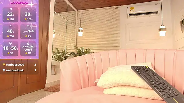 alessia_moon1's Webcam Show