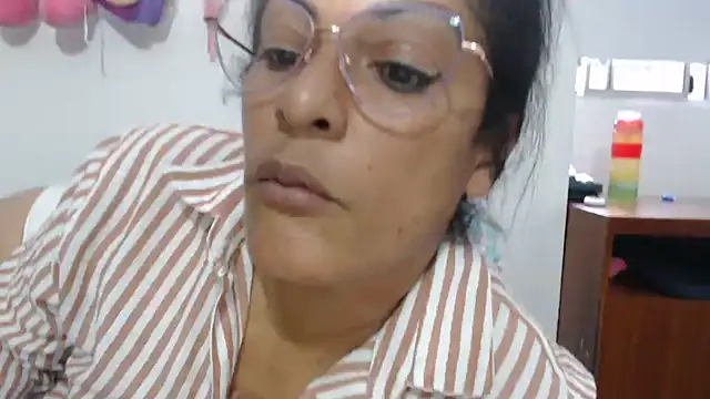 kateleyagrey Live XXX-Chat