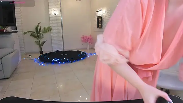 MariemLui 即時 XXX 聊天