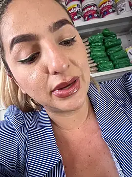 sammyqueenx21's Live XXX Chat