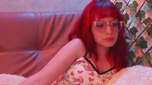 RedMeloddy: онлайн-секс-чат