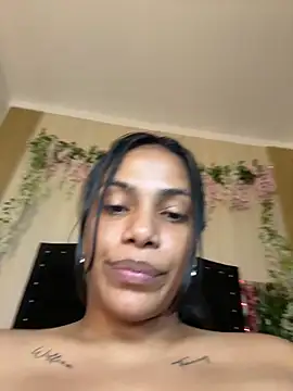 Živý XXX chat ArielleMillerr-