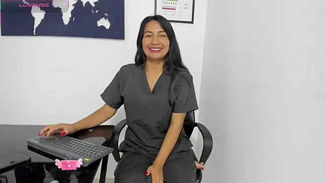 دردشة Nanku_Na الجنسية المباشرة