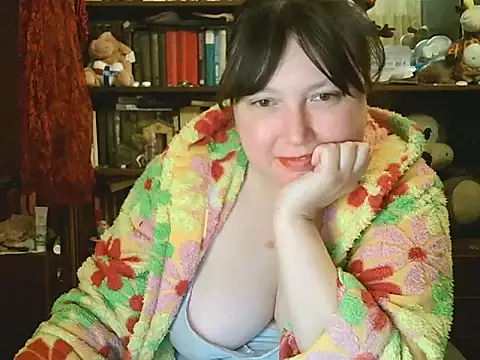 CarrieQPeach: онлайн-секс-чат