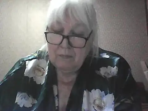 Alexia64231: απευθείας συνομιλία ΧΧΧ