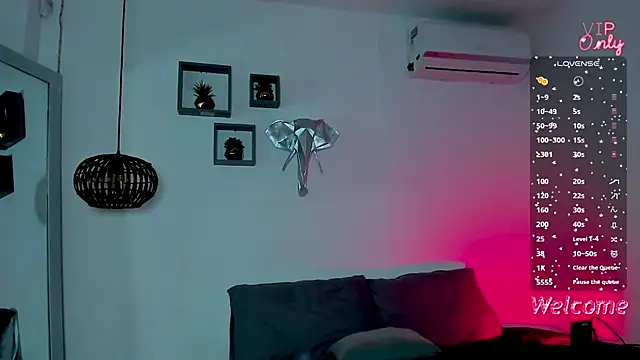 AmberAdams_ Chat XXX live