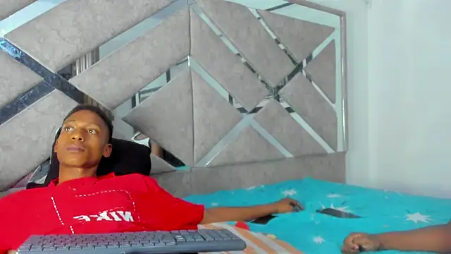 EvaxEmma 现场XXX聊天