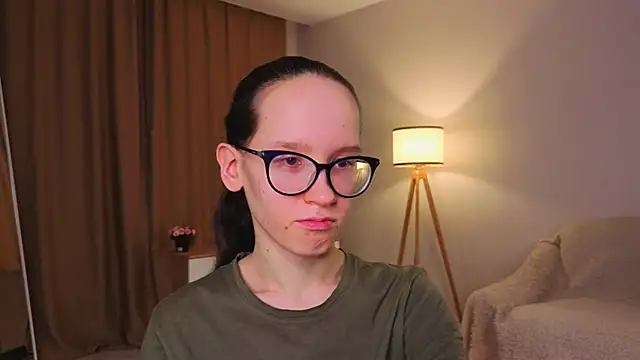 BettyBrowni élő XXX-chatje