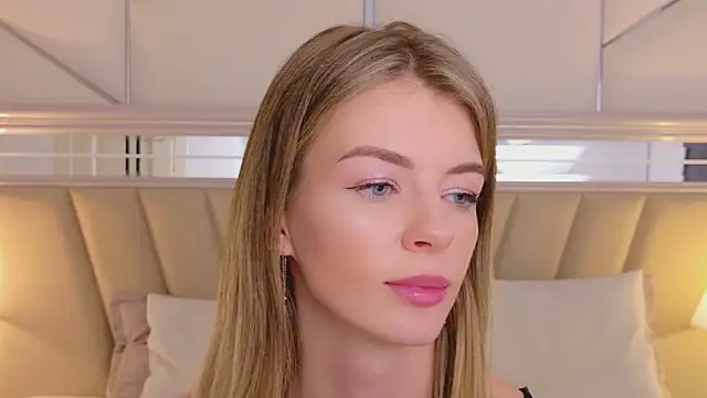 MeganMour Live XXX-Chat