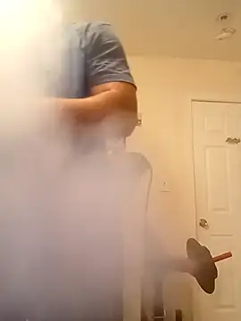 k1oudE's Live XXX Chat