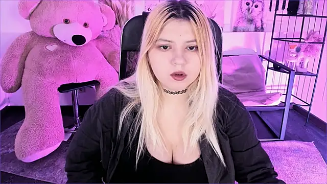 DiaAngell élő XXX-chatje