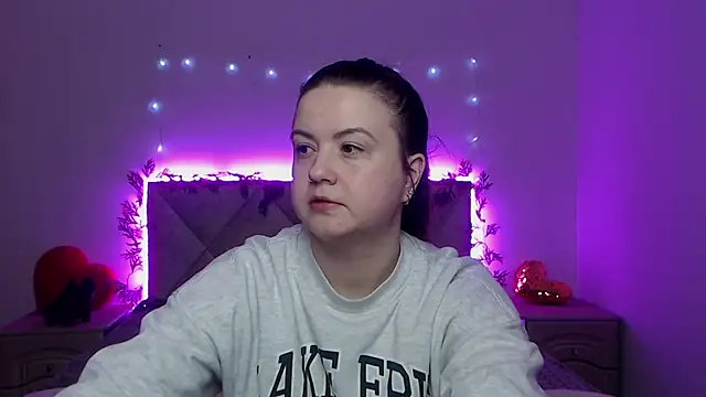 Chatroom XXX en direct de MavkaCute