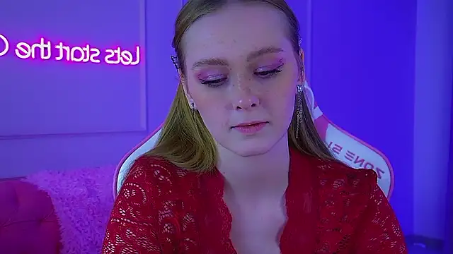 AgataFoxley's Live XXX Chat