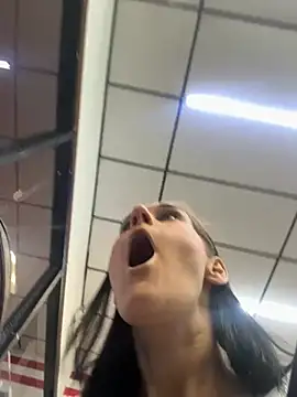 lolabunny9: απευθείας συνομιλία ΧΧΧ