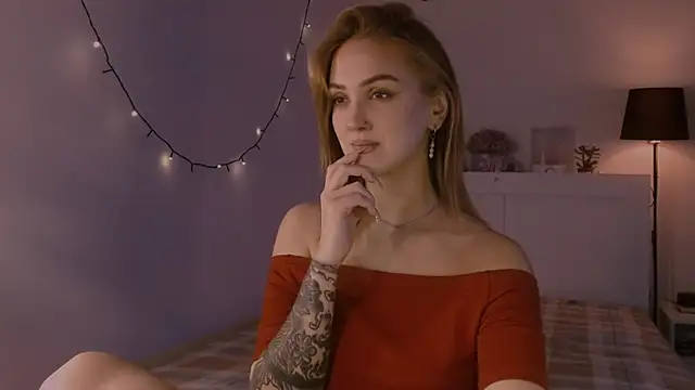 LilyFarey Chat XXX in diretta