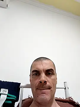 DOMINATOR_SIR-MASTER's Live XXX Chat