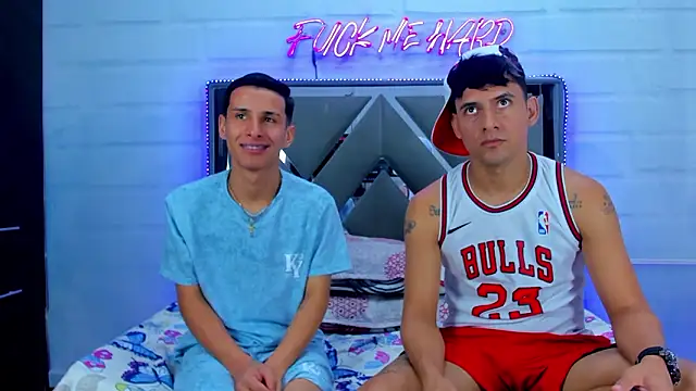 Two_Kings Adlı Modelin Canlı XXX Sohbeti