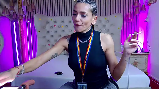 PlayfulShow: απευθείας συνομιλία ΧΧΧ