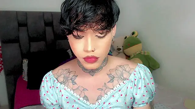 little_star_porn's Webcam Show