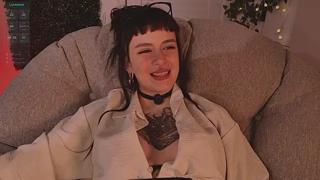 MichaellaMoon's Live XXX Chat