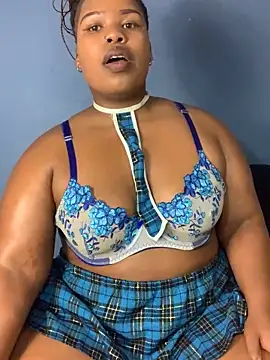 Chat +18 de Cuddle_Bear ao vivo