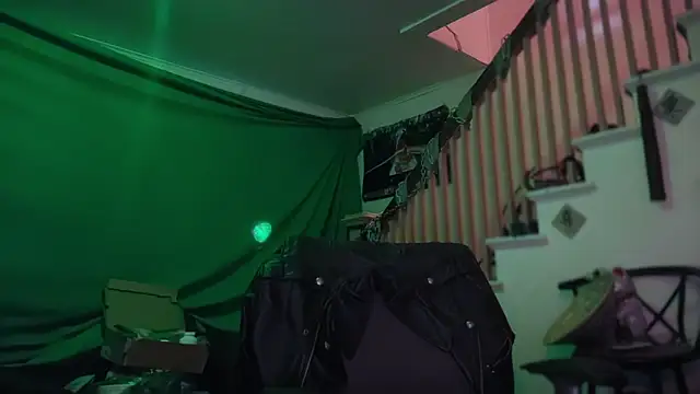 MasterDaddyCool – Naživo XXX chat