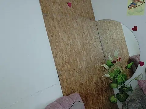 Chatroom XXX en direct de laleska_montenegro