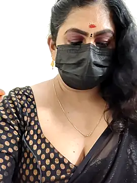 Chat XXX ao vivo de Sweetie_swetha37