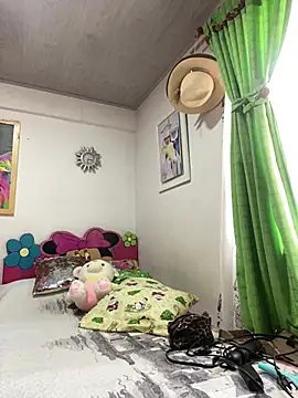 JulietaRioss' Live XXX Chat