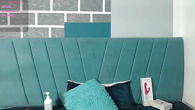 Chloe_Brown3: απευθείας συνομιλία ΧΧΧ