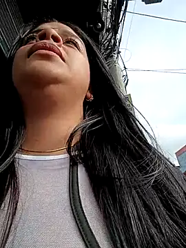 Layla-daring's Live XXX Chat