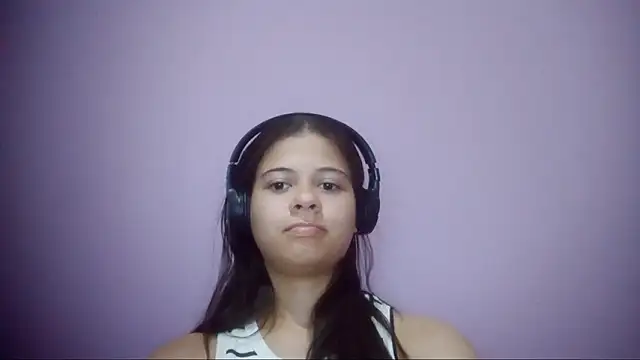 AuroraMacintoshのライブXXXチャット