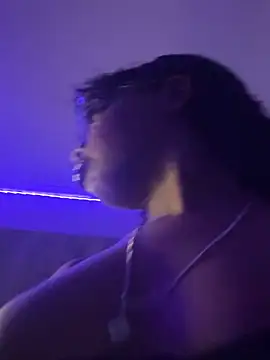 Browneyedxbhab's Live XXX Chat