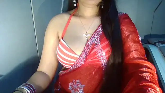 Yashika_Loves Live XXX-Chat