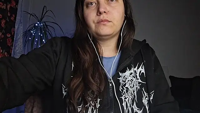 Cyndee_Winter Adlı Modelin Canlı XXX Sohbeti