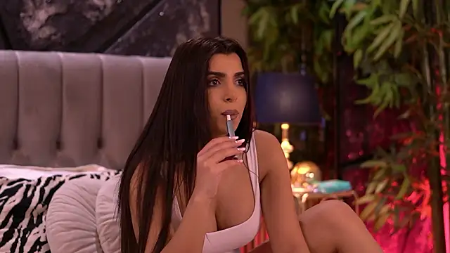 Chat XXX en directo de NicoleCellini